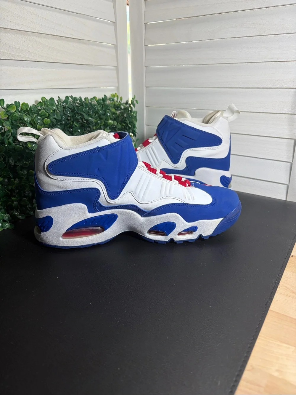 Nike Air Griffey Max 1 USA Blue White Red DX3724-100 Size 7Y Fits Women’s 8.5